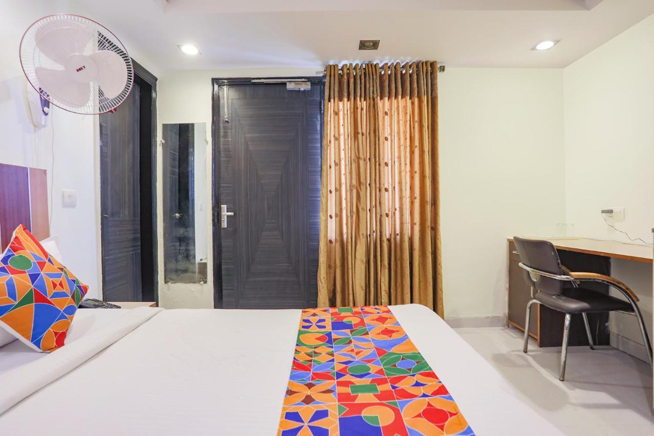 Fabhotel Trio Continental Patel Nagar Нью-Делі Екстер'єр фото